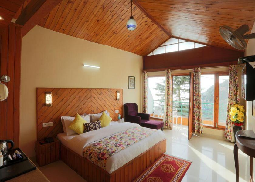 Himachal Pradesh Dalhousie The Attic Room