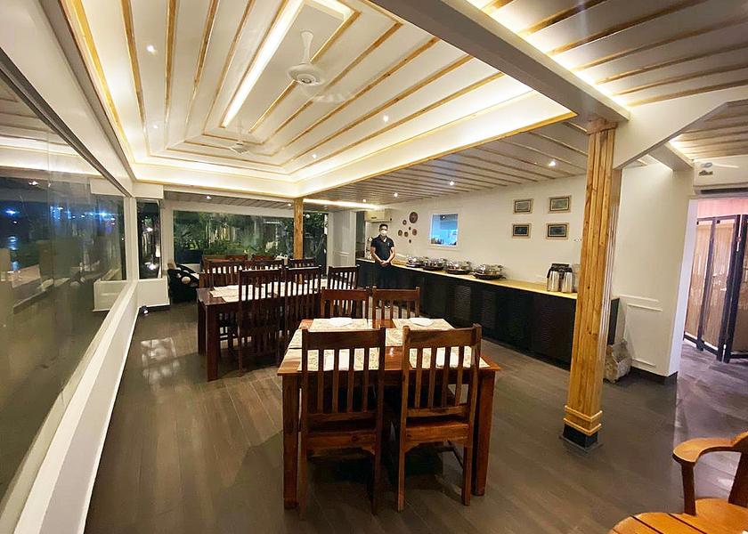 Uttarakhand Rishikesh Food & Dining