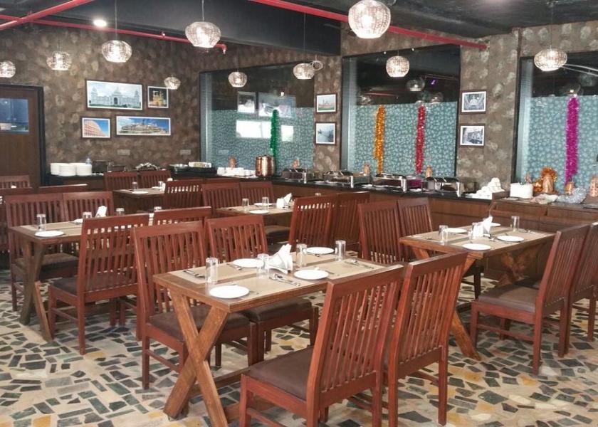 Maharashtra Lonavala Food & Dining