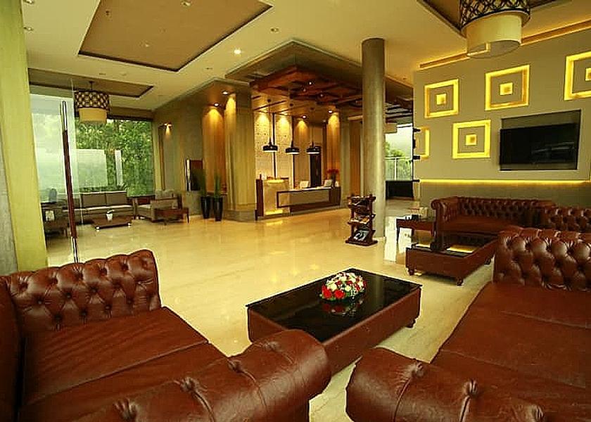 Kerala Munnar Public Areas