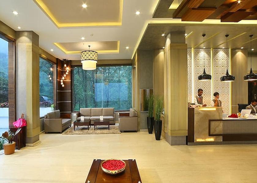 Kerala Munnar Public Areas