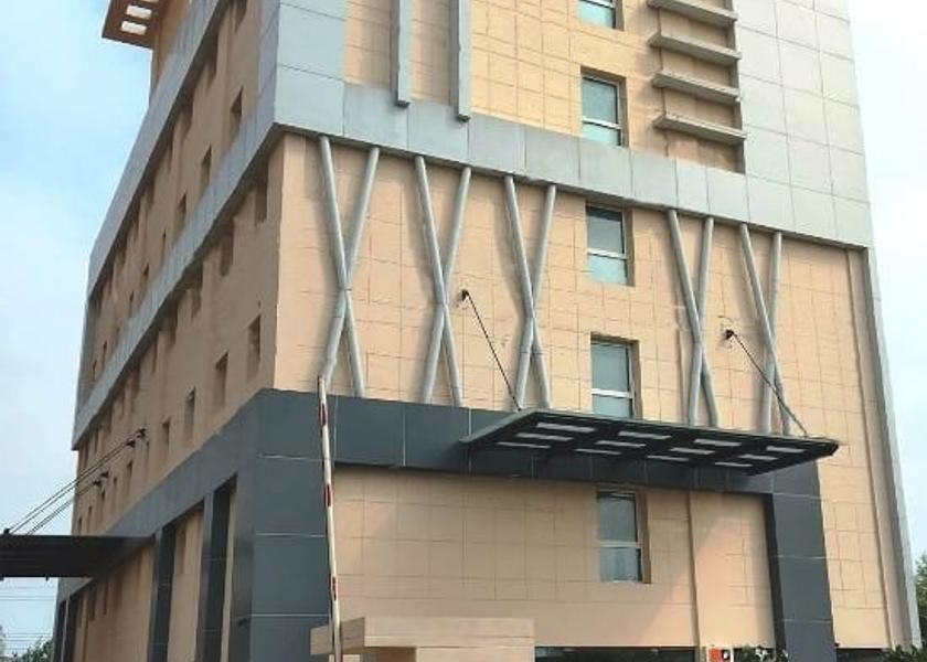 Uttar Pradesh Lucknow Hotel Exterior