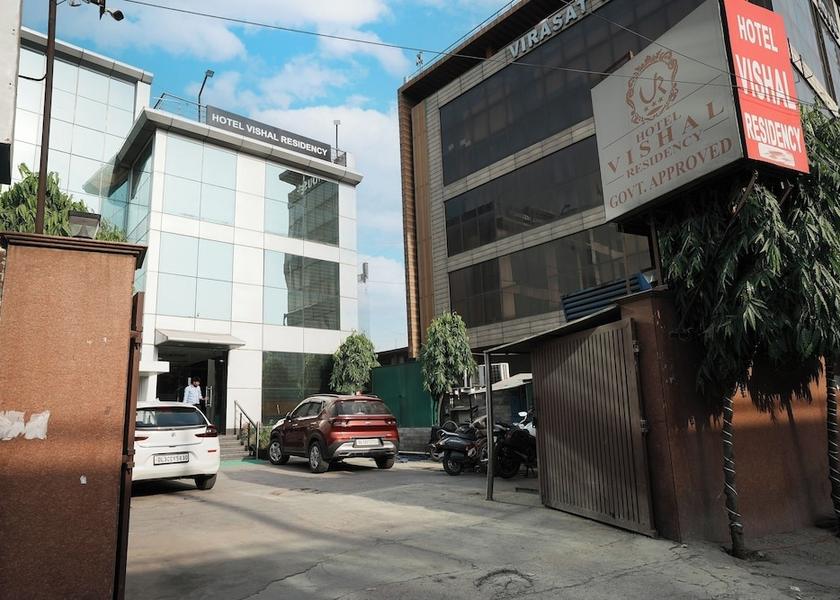 Delhi Delhi Hotel Exterior