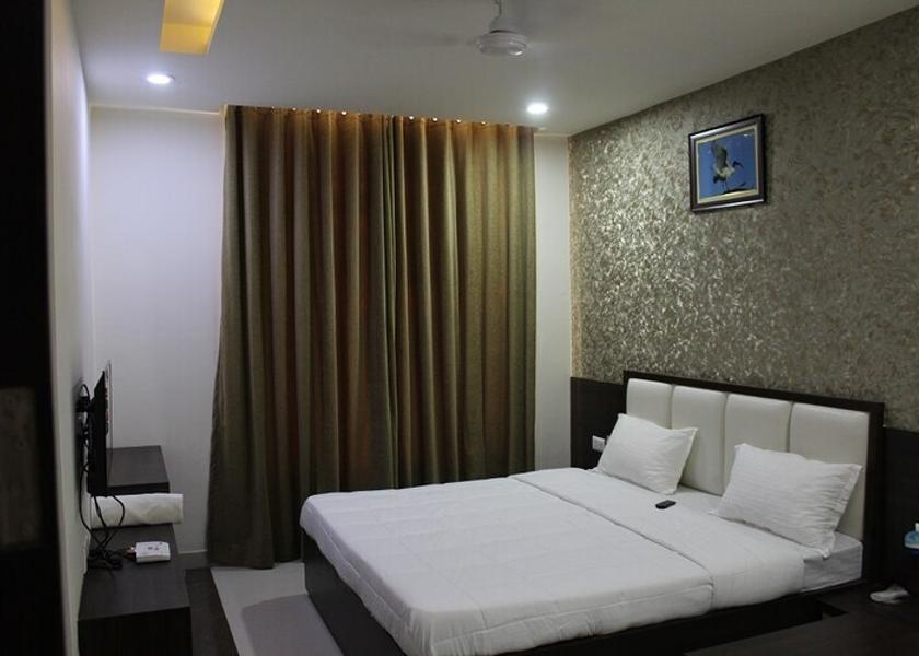 Rajasthan Bharatpur Super Deluxe Room