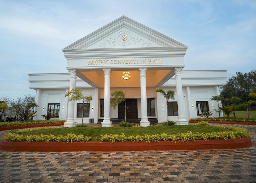 Karnataka Hubballi Outdoor banquet area