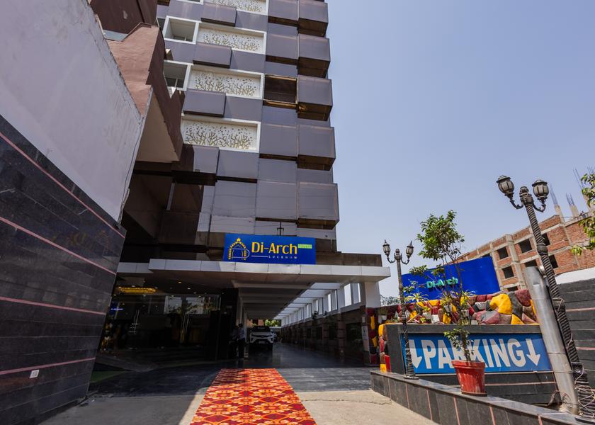 Uttar Pradesh Lucknow Hotel Exterior