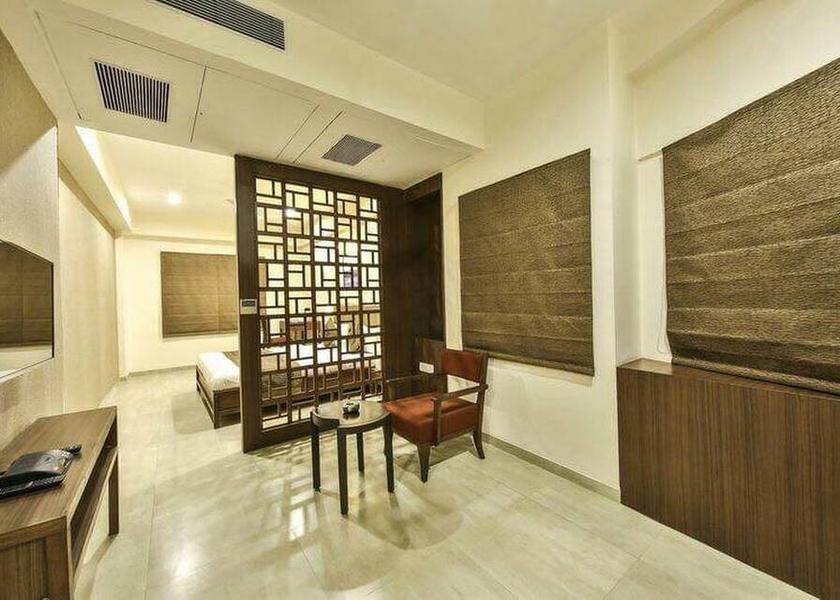 Gujarat Ahmedabad Bedroom