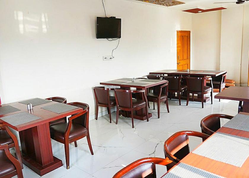 Rajasthan Udaipur Food & Dining