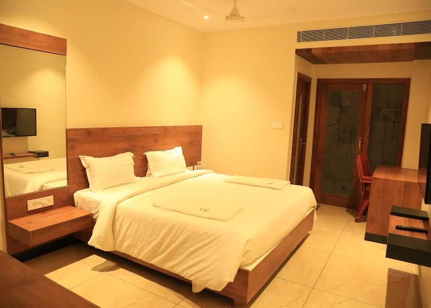 Tamil Nadu Yelagiri Interconnecting Room With Breakfast