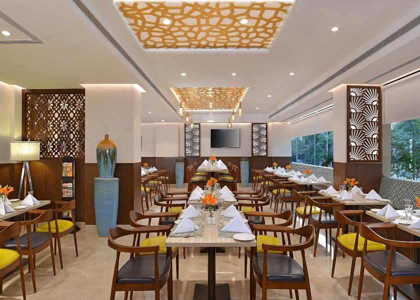 Gujarat Vadodara Food & Dining