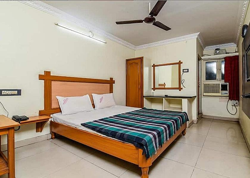 Andhra Pradesh Visakhapatnam Deluxe NON AC Room