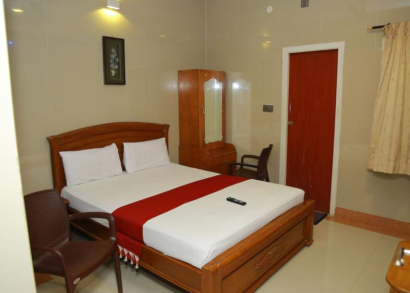 Tamil Nadu Theni Room