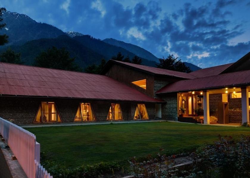 Jammu and Kashmir Pahalgam Exterior