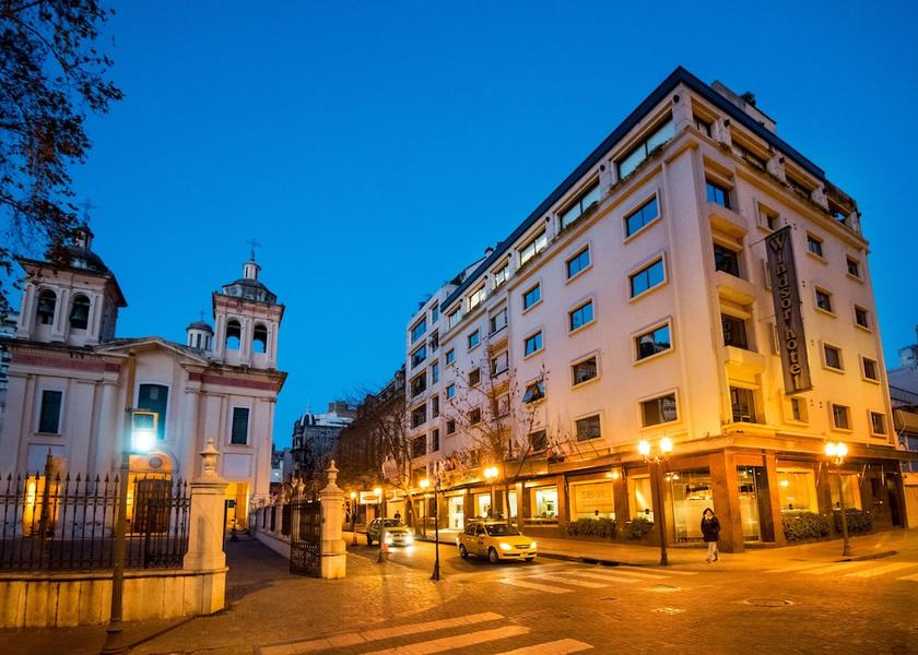 Córdoba Córdoba Front of property - evening/night