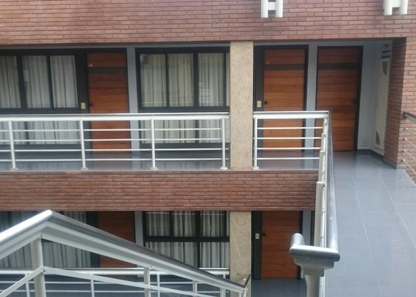 Mendoza Mendoza Exterior Detail