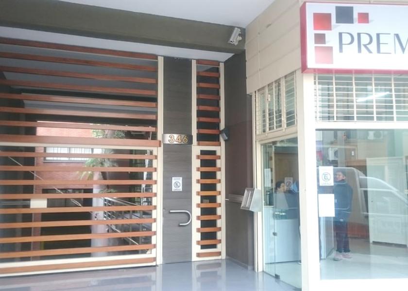 Mendoza Mendoza Entrance