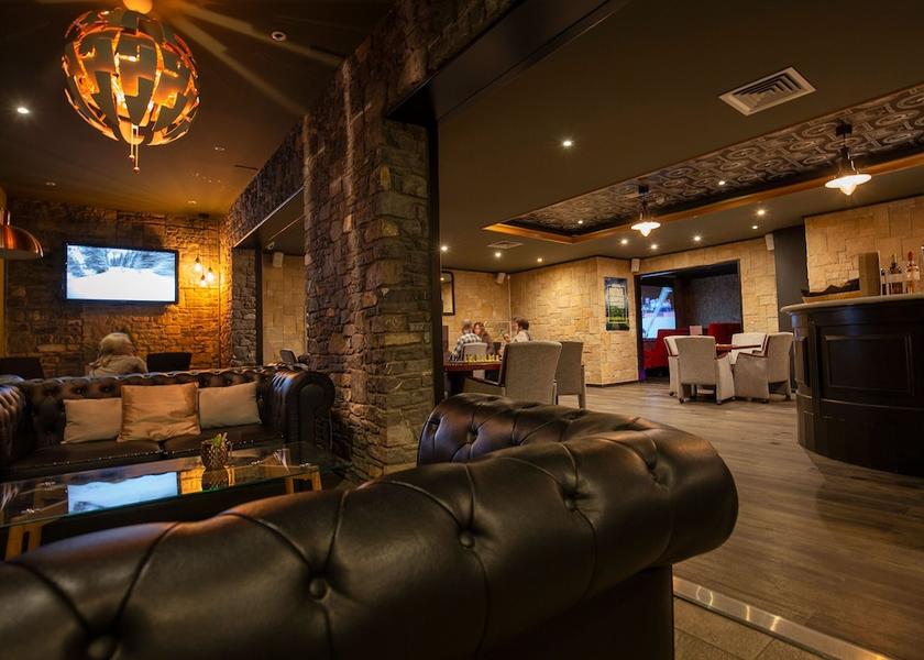 Encamp Pas de la Casa Bar (on property)