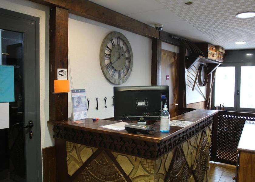 Encamp Pas de la Casa Business center