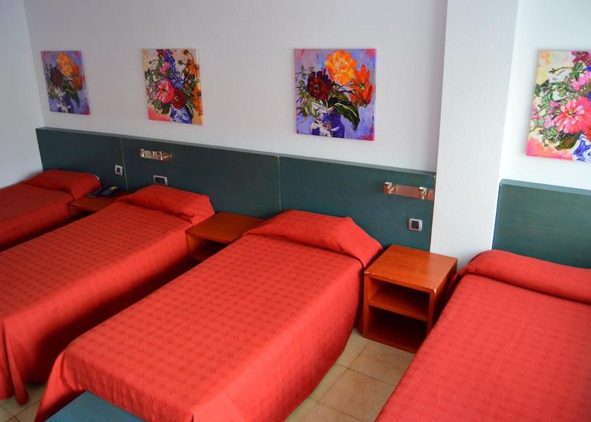 Encamp Pas de la Casa Room
