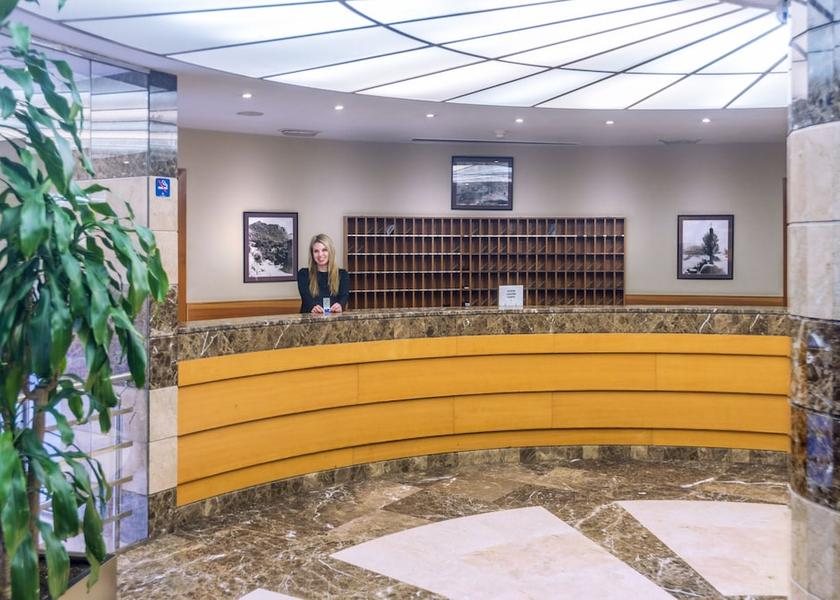  Escaldes-Engordany Reception