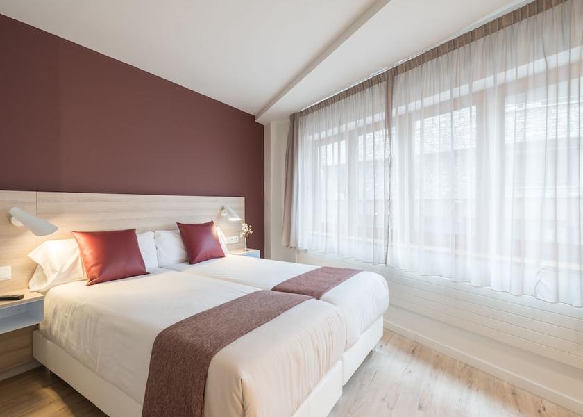  Escaldes-Engordany Primary image