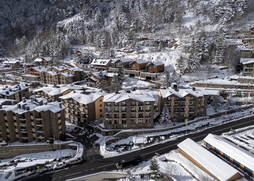 La Massana Arinsal Front of property