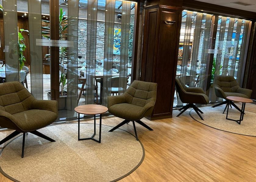 La Massana Arinsal Lobby sitting area