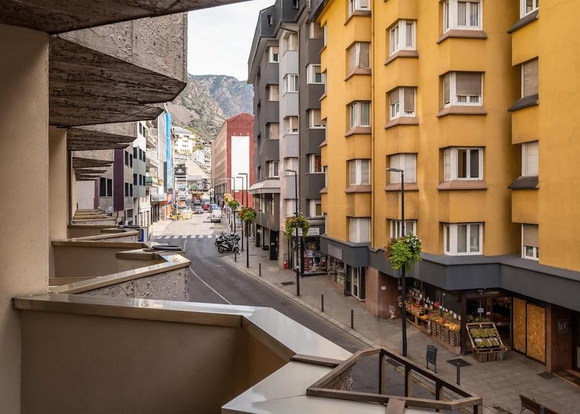 Andorra la Vella Andorra la Vella Terrace/patio