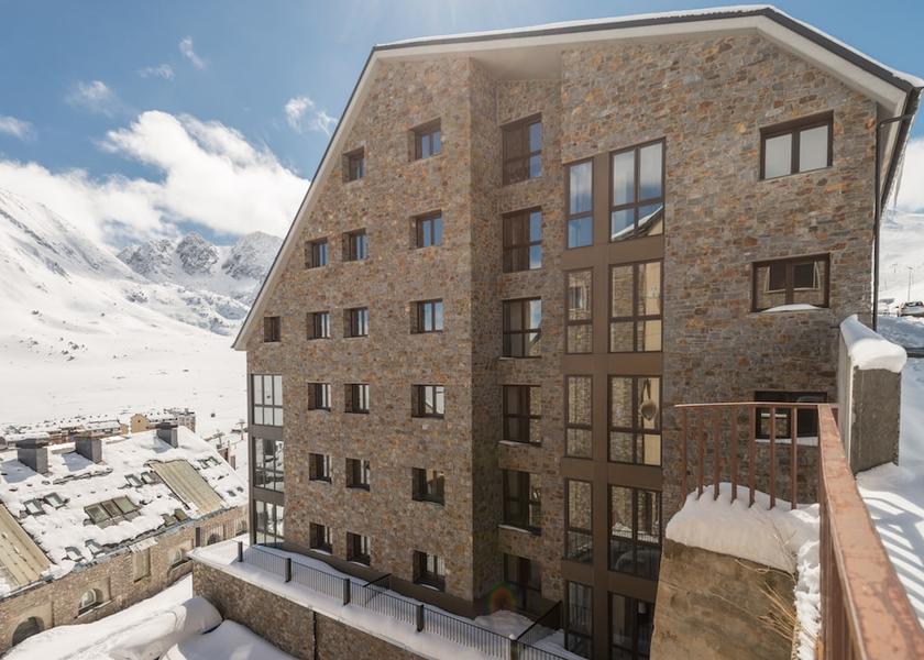 Encamp Pas de la Casa Front of property