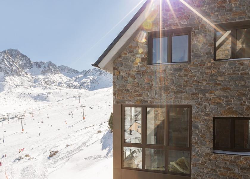 Encamp Pas de la Casa Front of property