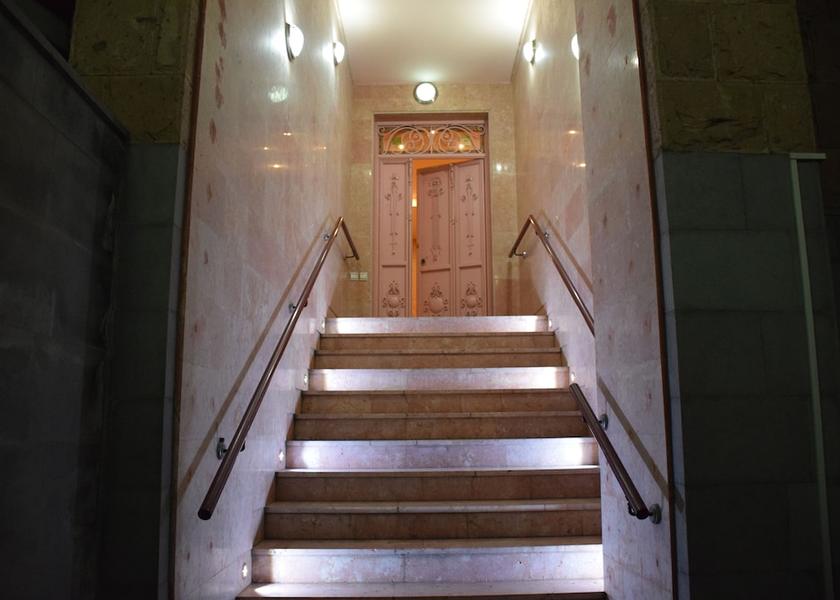  Yerevan Entrance