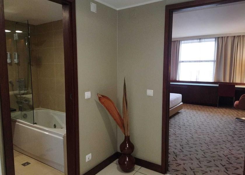 Luanda Luanda Bathroom