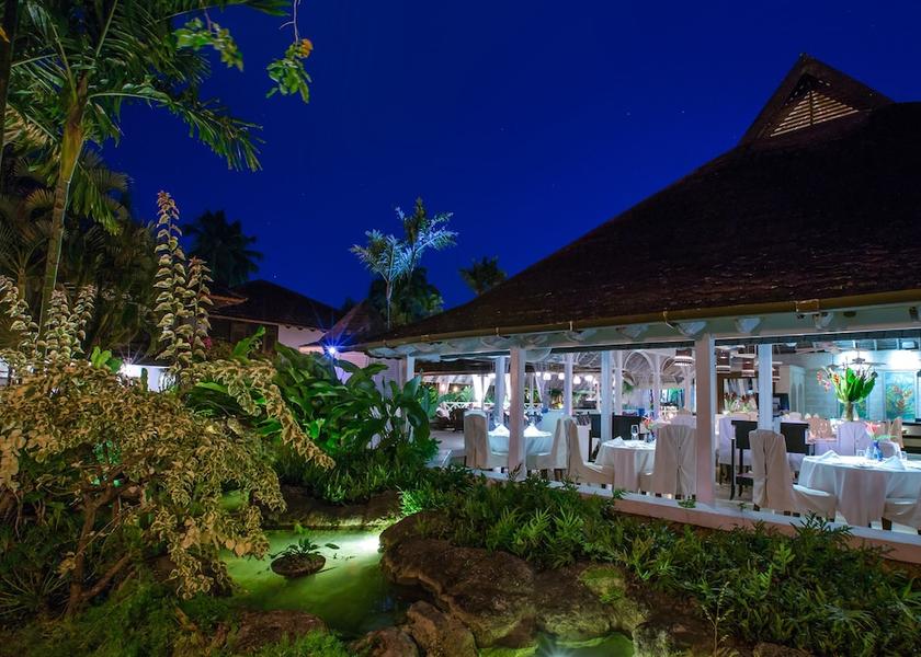  Holetown Restaurant