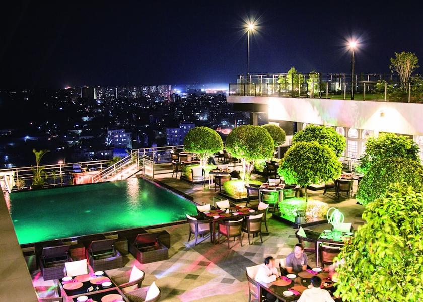  Dhaka Outdoor Dining