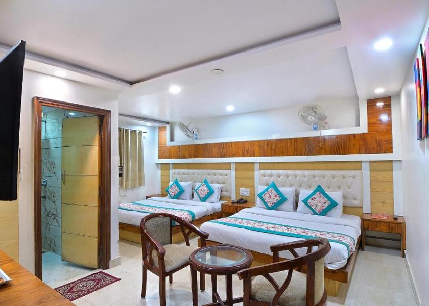 Delhi Delhi Four Bed Family Room