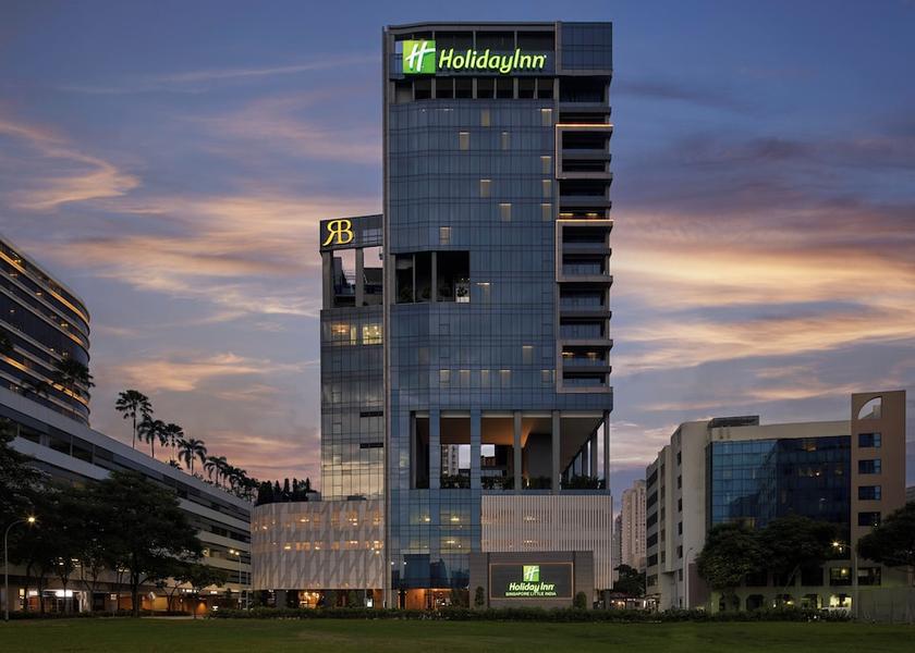  Singapore Exterior Detail