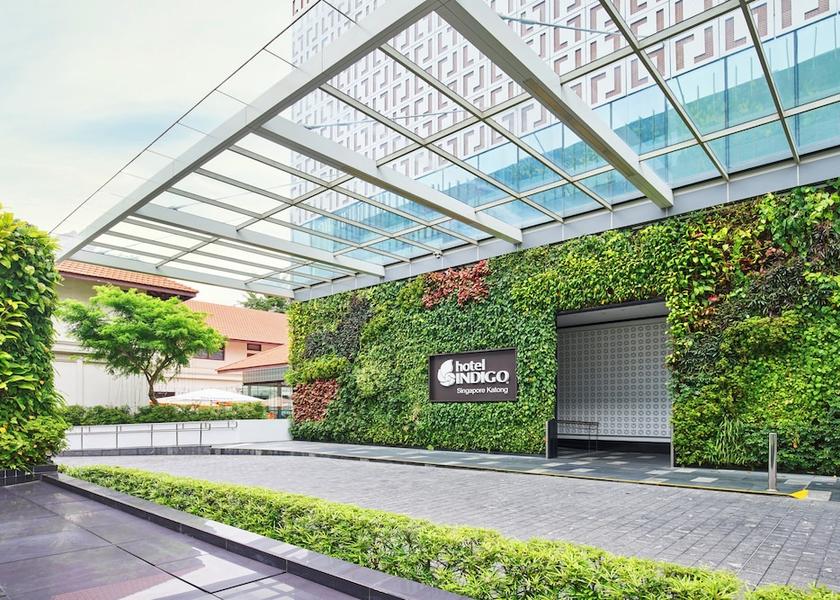  Singapore Exterior