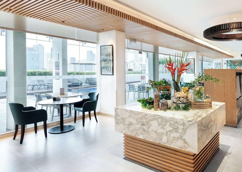  Singapore Restaurant