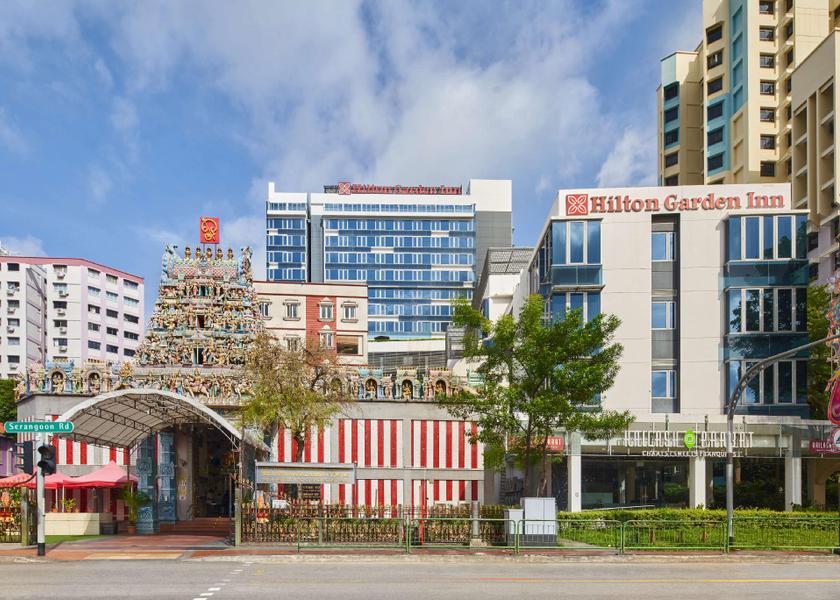  Singapore Hotel Exterior