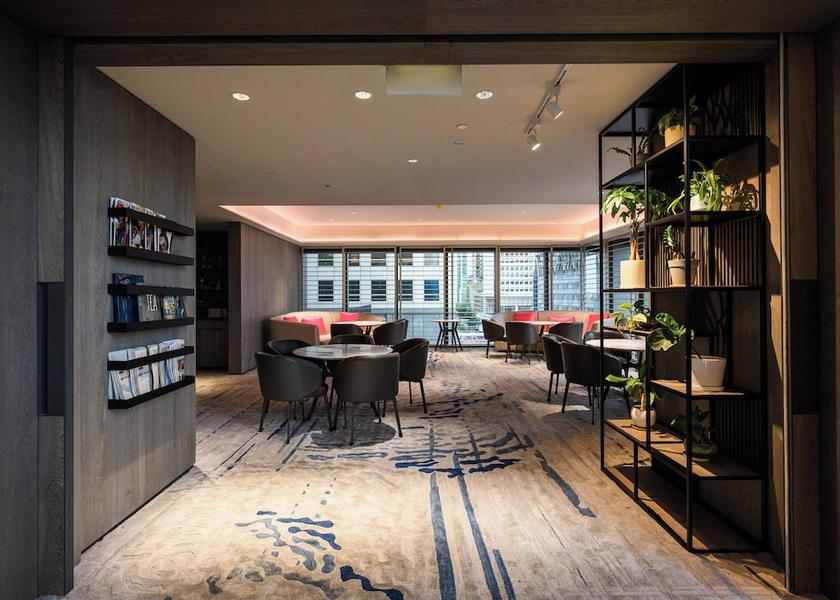  Singapore Executive lounge