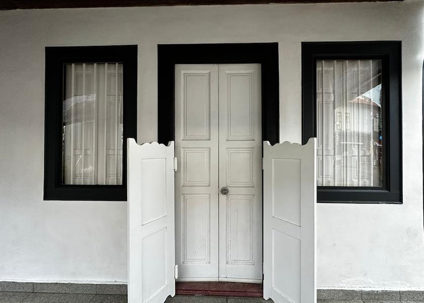  Singapore Facade