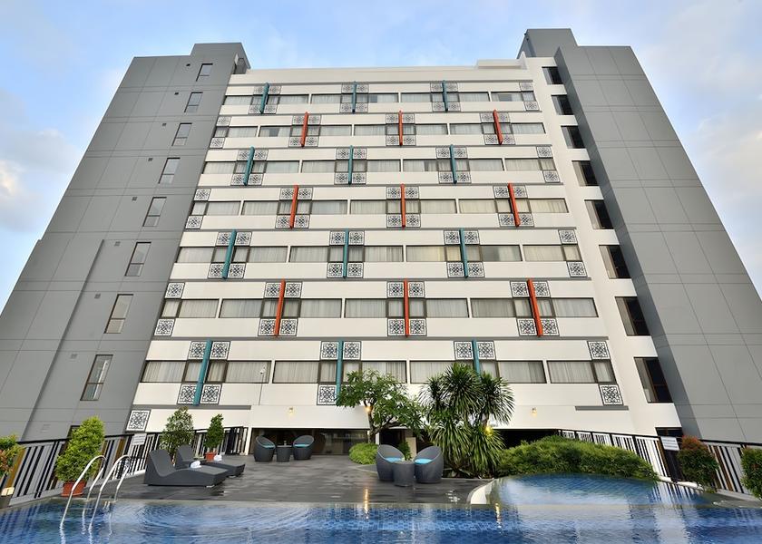  Palembang Exterior Detail