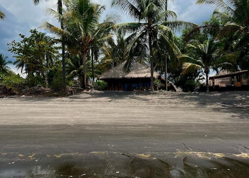 Tanjung Facade