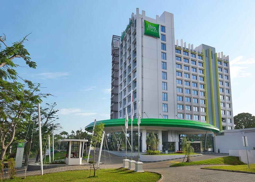 West Java Sukaraja Exterior Detail