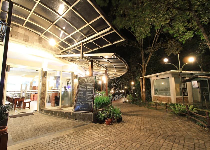 North Sumatra Merek Restaurant