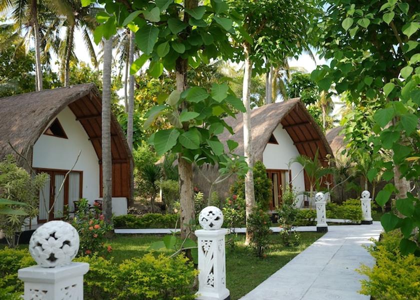  Penida Island Exterior Detail
