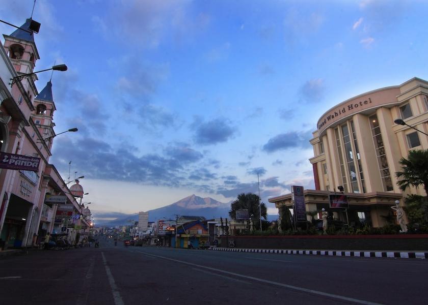 Central Java Salatiga BBQ/picnic area