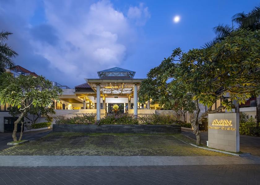 Bali Legian Front of property - evening/night