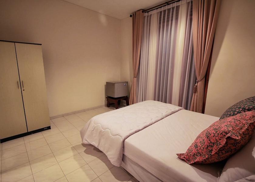 West Java Cimenyan Room