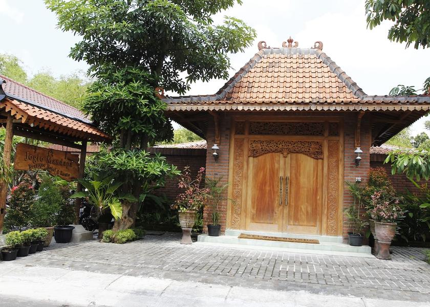  Kasihan Facade